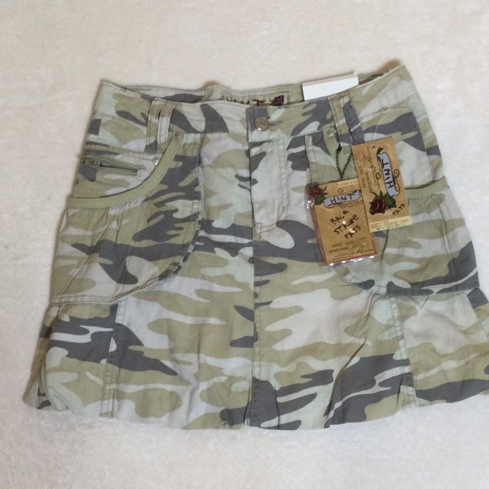 🌟Vintage Camouflage cotton skirt By Hint Jeans